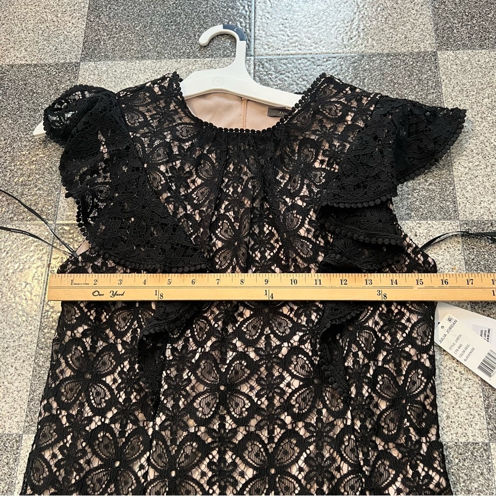 NWT Julia Jordon Black/Nude Lace Cocktail Midi Dress- Size 4 - Picture 4 of 12
